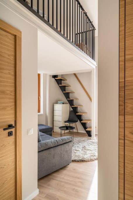 New Loft With Rooftop Terrace In The Old Town Riga Esterno foto