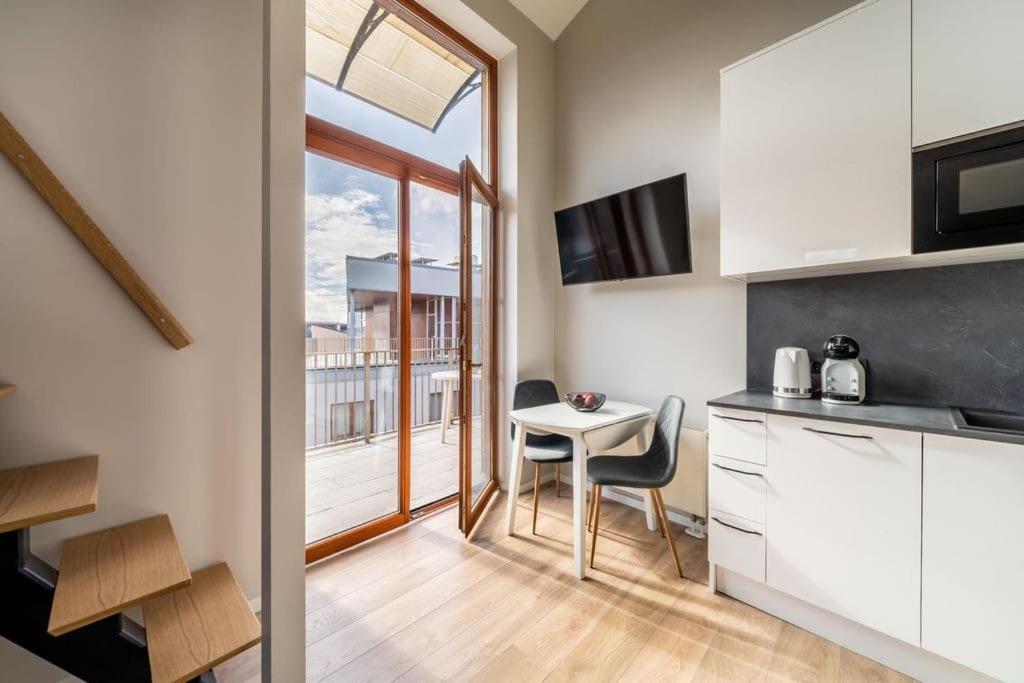 New Loft With Rooftop Terrace In The Old Town Riga Esterno foto