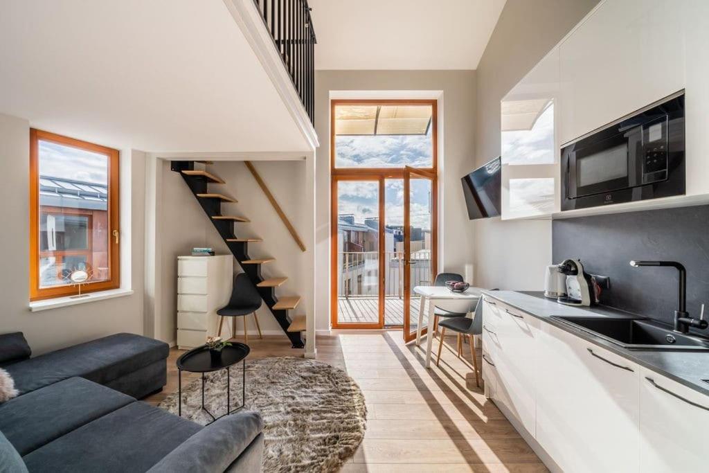 New Loft With Rooftop Terrace In The Old Town Riga Esterno foto